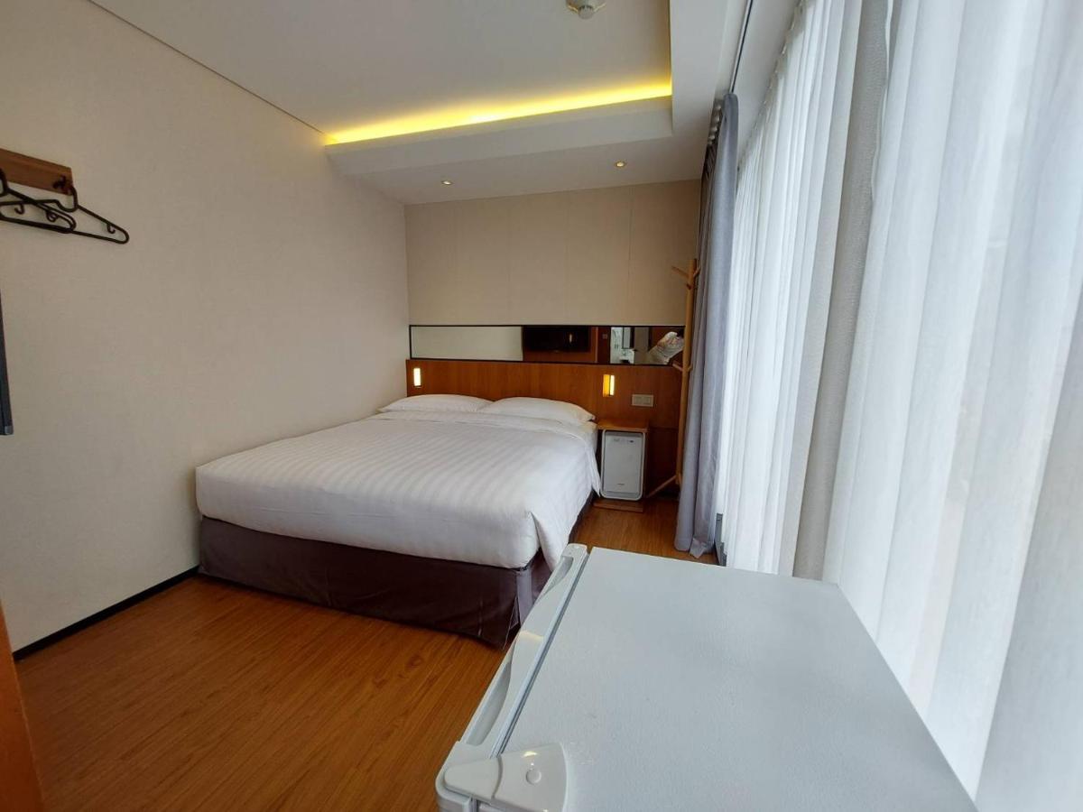 盤古捷旅 - Panco Hotel Тайпей Екстериор снимка